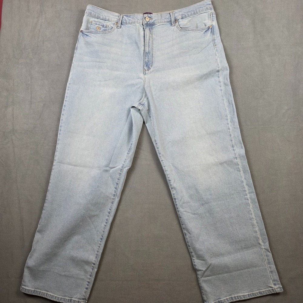 Gloria Vanderbilt Women's Plus Size 22 Light Wash Relaxed High Rise Jeans